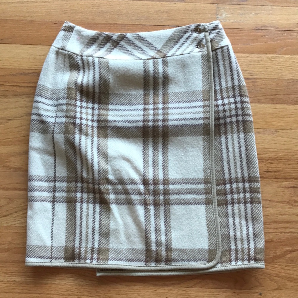 100% Virgin Wool Skirt - Liz Claiborne